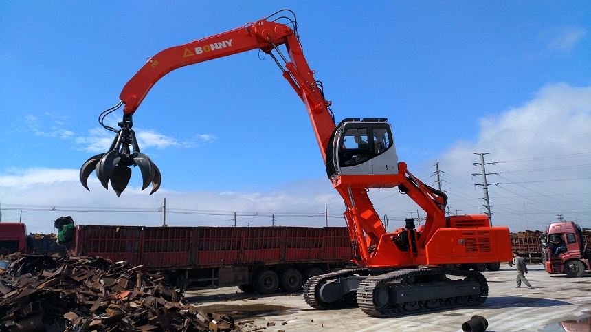 抓料機.jpg 抓料機.jpg