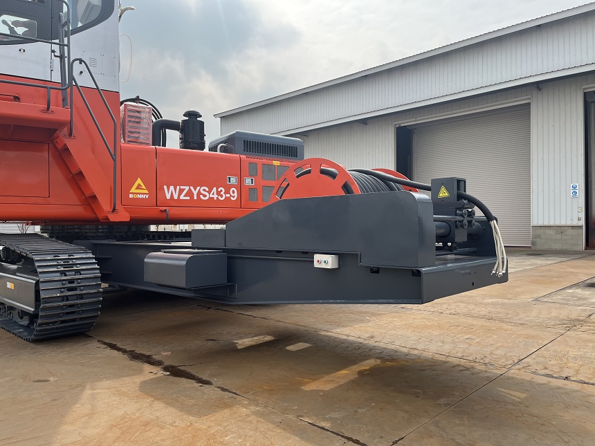 雙動(dòng)力抓鋼機(jī)結(jié)構(gòu)細(xì)節(jié)圖.jpg 雙動(dòng)力抓鋼機(jī)結(jié)構(gòu)細(xì)節(jié)圖.jpg