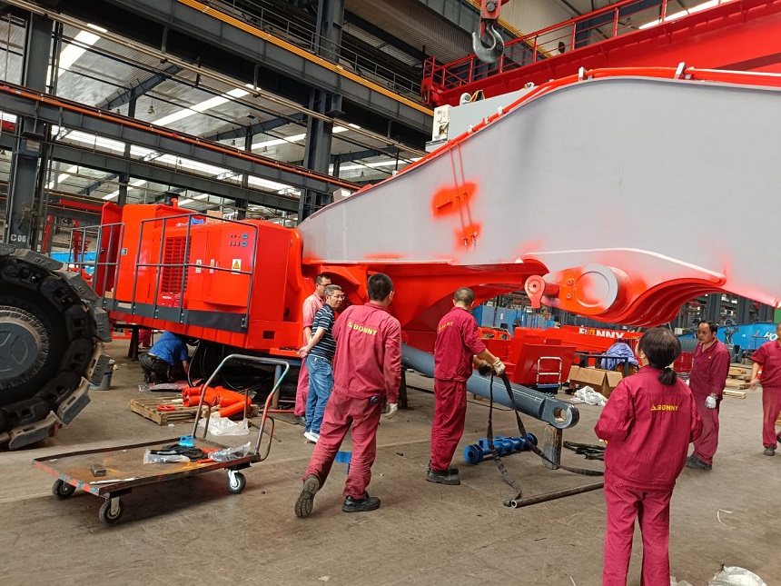 邦立重機.jpg 邦立重機.jpg