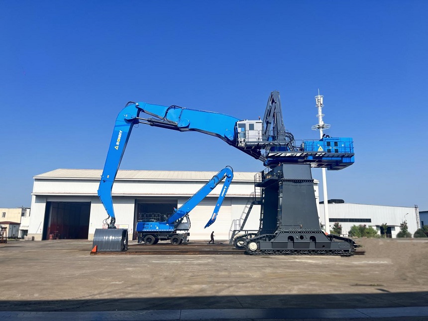 抓料機.jpg 抓料機.jpg