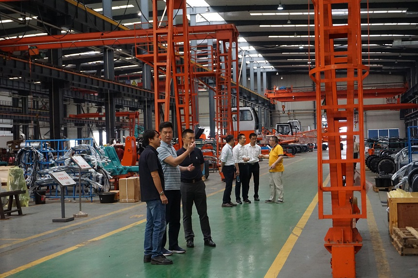 邦立重機(jī)“質(zhì)量月”活動(dòng).png 邦立重機(jī)“質(zhì)量月”活動(dòng).png